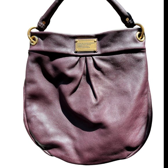 Marc Jacobs Plum - Picture 1 of 3